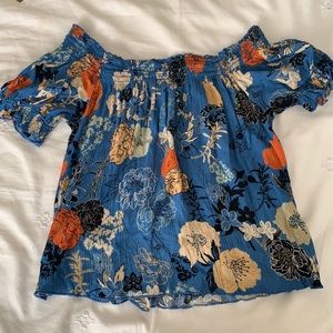 Off Shoulder Floral Blouse Size S